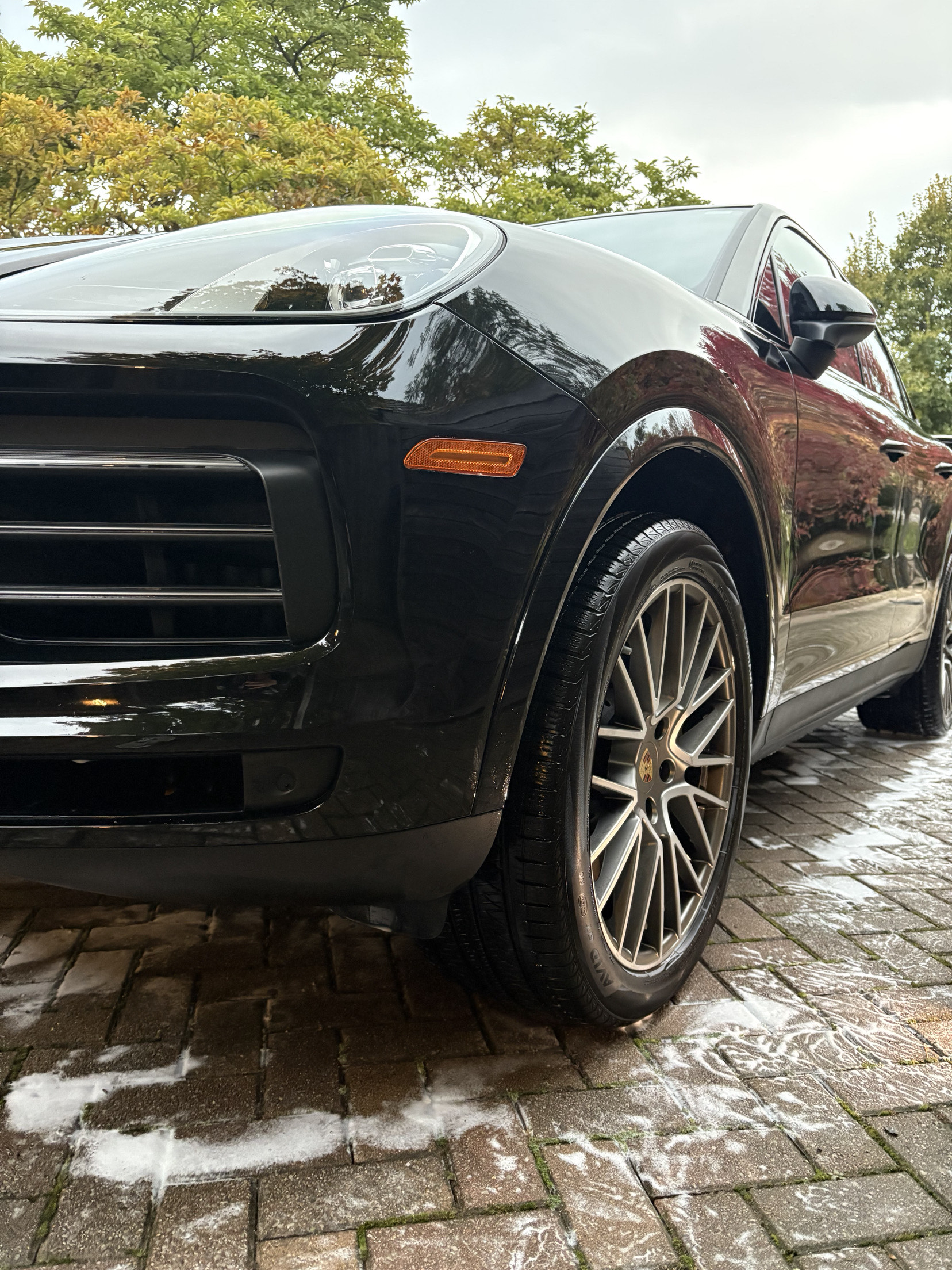 Porsche Cayenne wheel