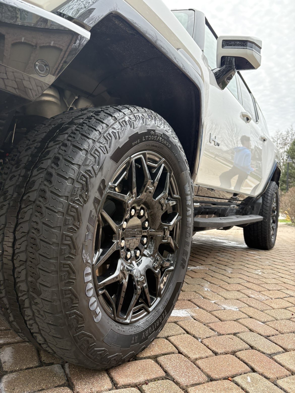 GMC Hummer EV wheel